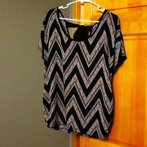 Black & Pink Top w/deep back and tie